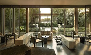 Couples treatment room(s), sauna, hot tub, steam room - Capella Bangkok (Bangkok)