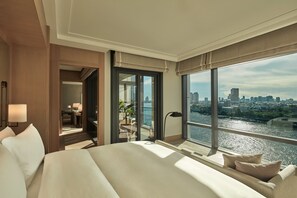 Premier Suite (River) | Egyptian cotton sheets, premium bedding, down duvets, pillow-top beds - Capella Bangkok (Bangkok)