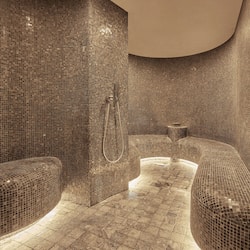 Couples treatment rooms, sauna, hot tub, steam room, Turkish bath