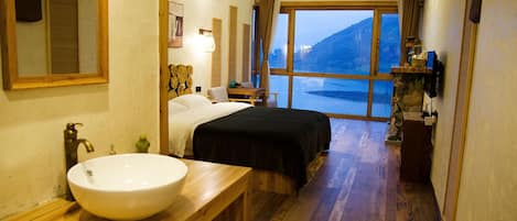 Chambre Double Deluxe, vue lac | Wi-Fi gratuit