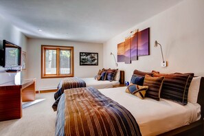 2 Schlafzimmer, Bügeleisen/Bügelbrett, kostenloses WLAN, Bettwäsche