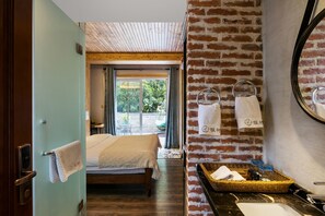Exclusive Double Room, Balcony | Free WiFi - Floral Hotel Hangzhou Nuanshuyiju (Hangzhou)