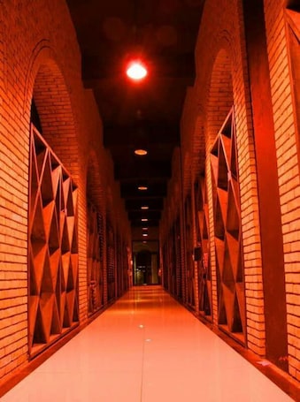 Interior detail. Chateau Monette Hotel & Resort