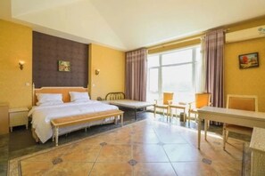 Biệt thự | Bàn, màn/rèm cản sáng, truy cập Internet không dây miễn phí 