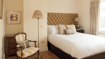 5 Schlafzimmer, Bügeleisen/Bügelbrett, Reisekinderbett, kostenloses WLAN