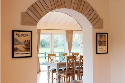 Discover Elegant Country Living less than 5 Minutes from Killarney Town