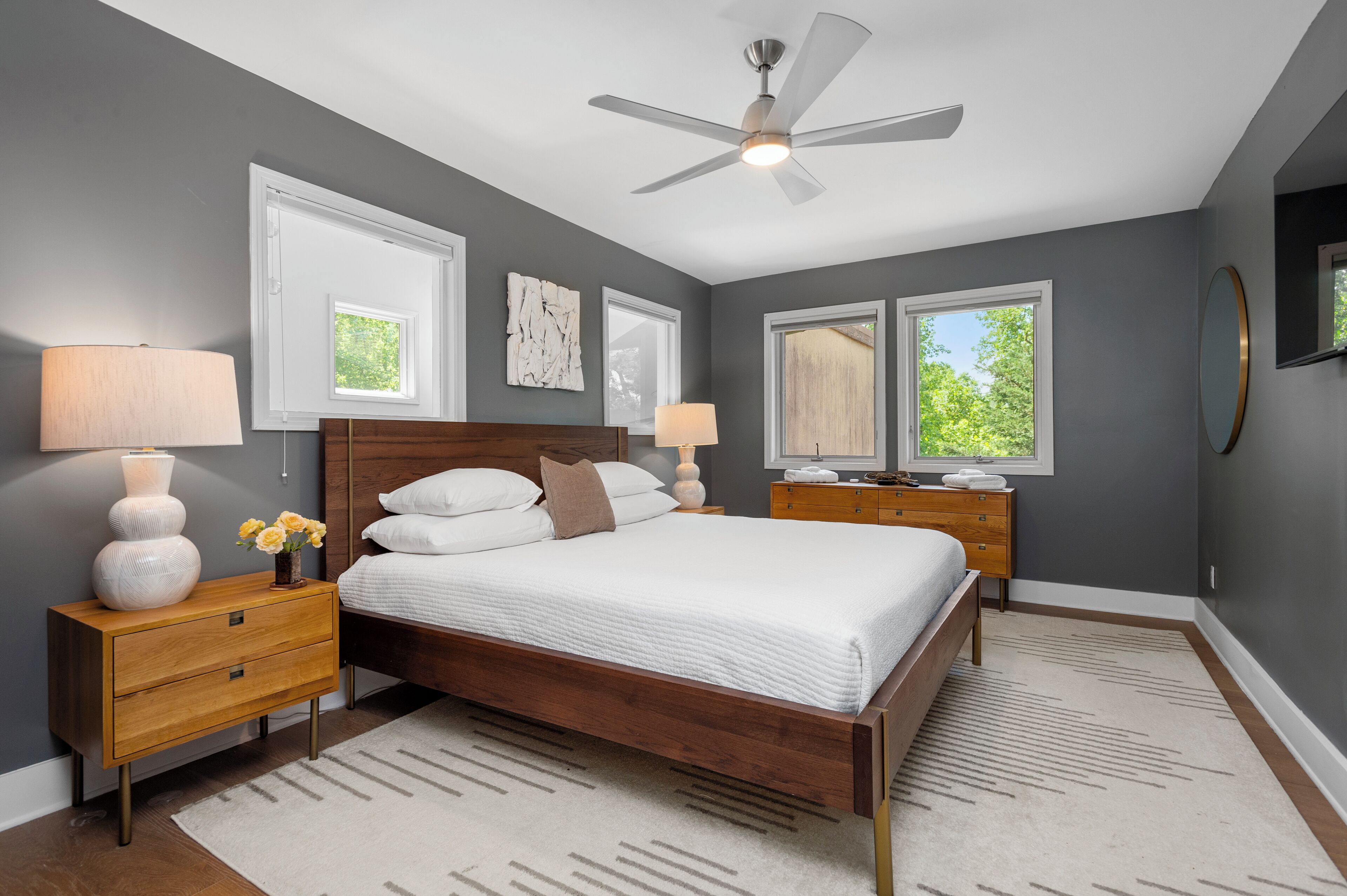 7 makuuhuonetta, silitysrauta/-lauta, vauvan matkasänky, ilmainen Wi-Fi