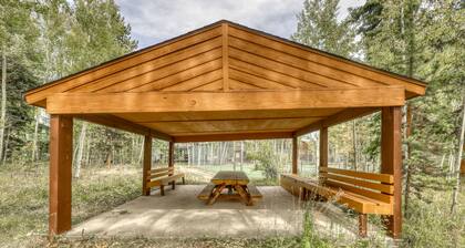 Cozy townhome with fireplace & easy access to outdoor adventure