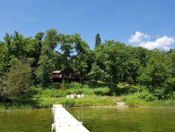 Property grounds - Family-friendly Cabin. Beautiful And Fun In All Seasons! (Waubun)