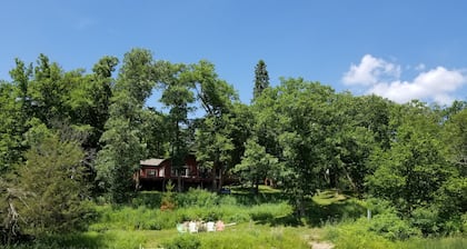 Family-friendly Cabin. Beautiful And Fun In All Seasons!