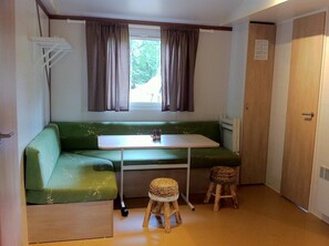 Mobile Home, Non Smoking | Living area