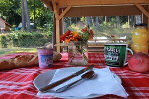 Mobile Home, Non Smoking | Breakfast meal - Camping Osenbach (Osenbach)