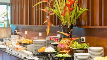 Daily buffet breakfast for a fee