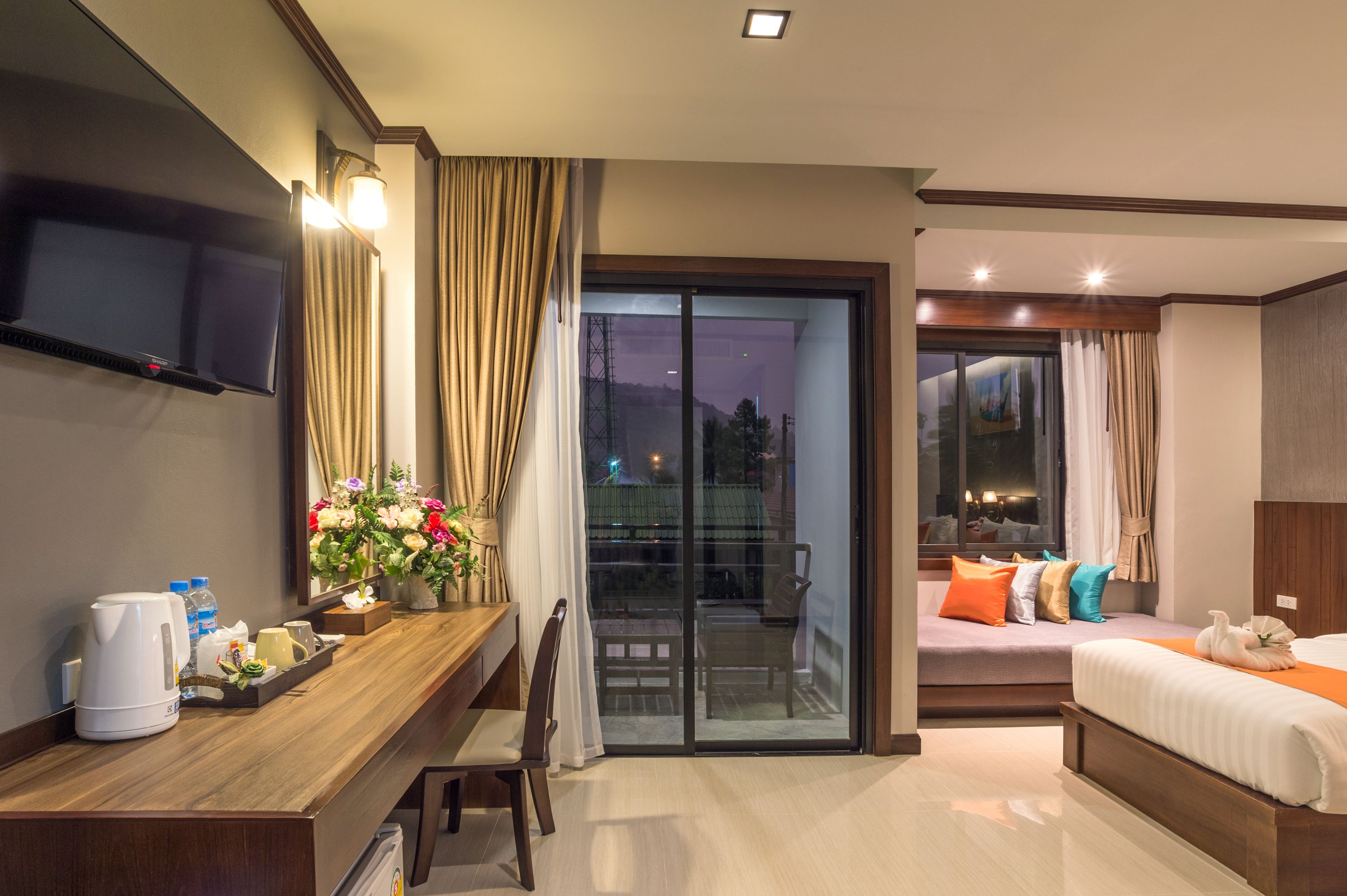 in-room safe, blackout curtains, free wifi