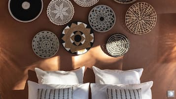 Premium bedding, down duvets, pillow-top beds, minibar