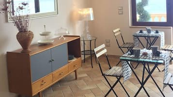Tägliches inbegriffenes Frühstücksbuffet