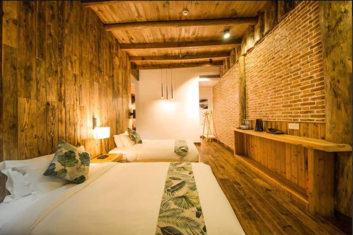 Habitación de diseñador con 2 camas individuales | Escritorio y wifi gratis