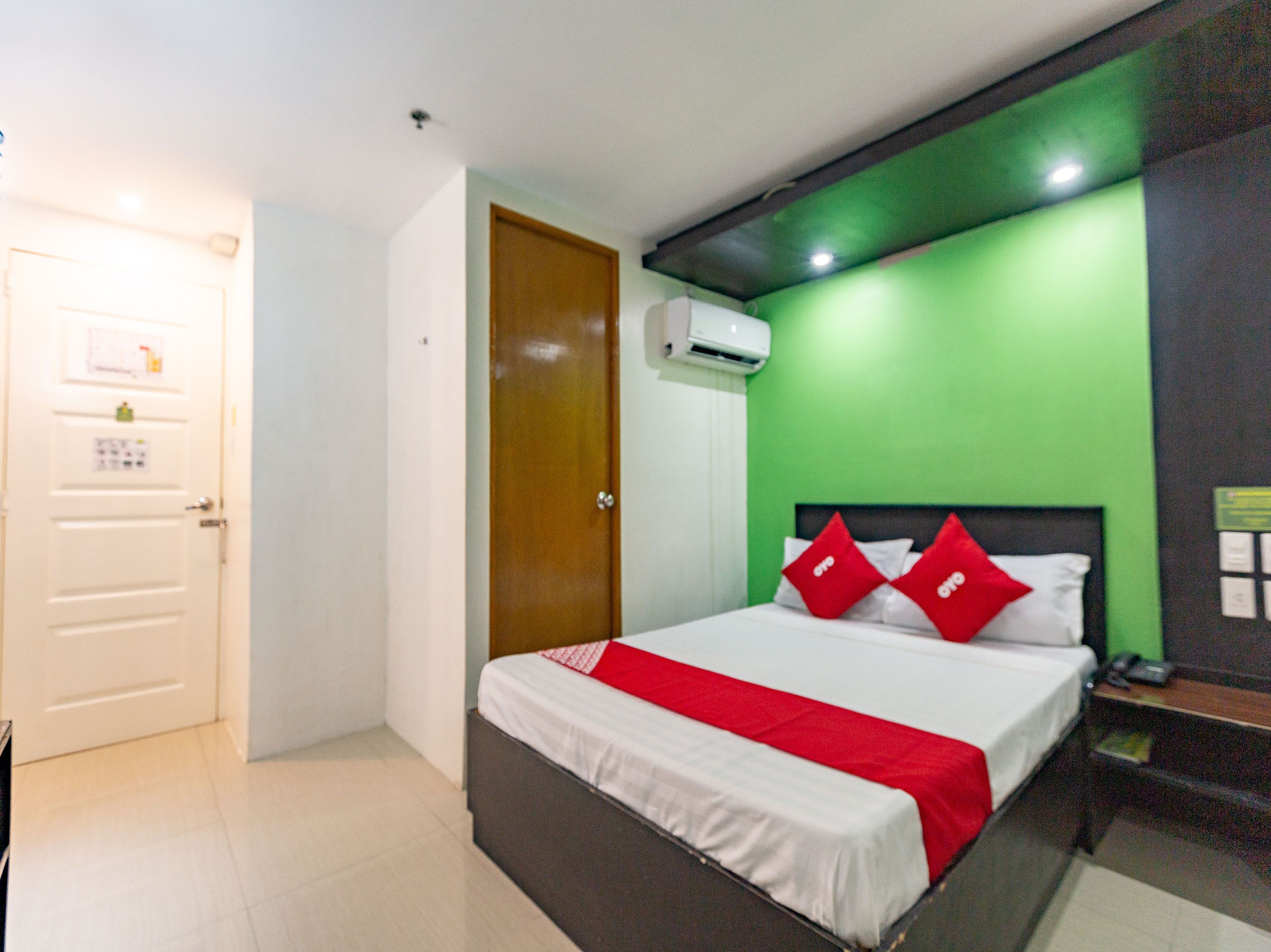 Standard Triple Room | Iron/ironing board, free WiFi, bed sheets