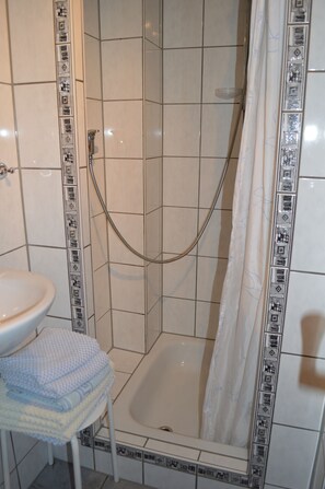 Bathroom - Burgauer Hof Appartements (Burgau)
