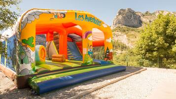 Children's play area - outdoor