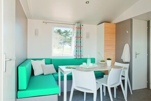 Table tennis - Camping Les Princes D'Orange (Orpierre)