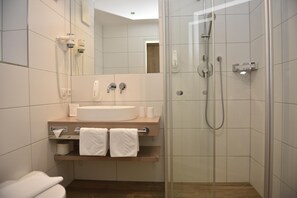 Douche, séchoir à cheveux