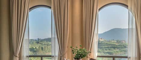 Alta Vista Twin