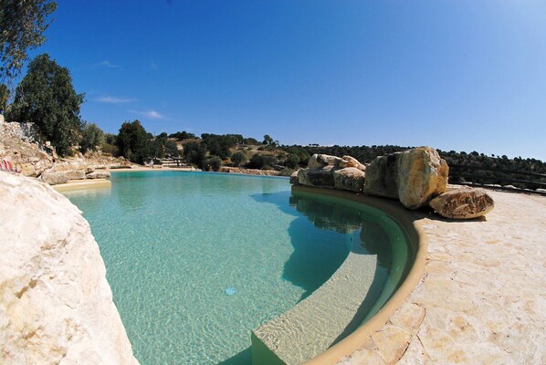 2 outdoor pools, pool umbrellas, pool loungers - Relais Parco Cavalonga (Ragusa)