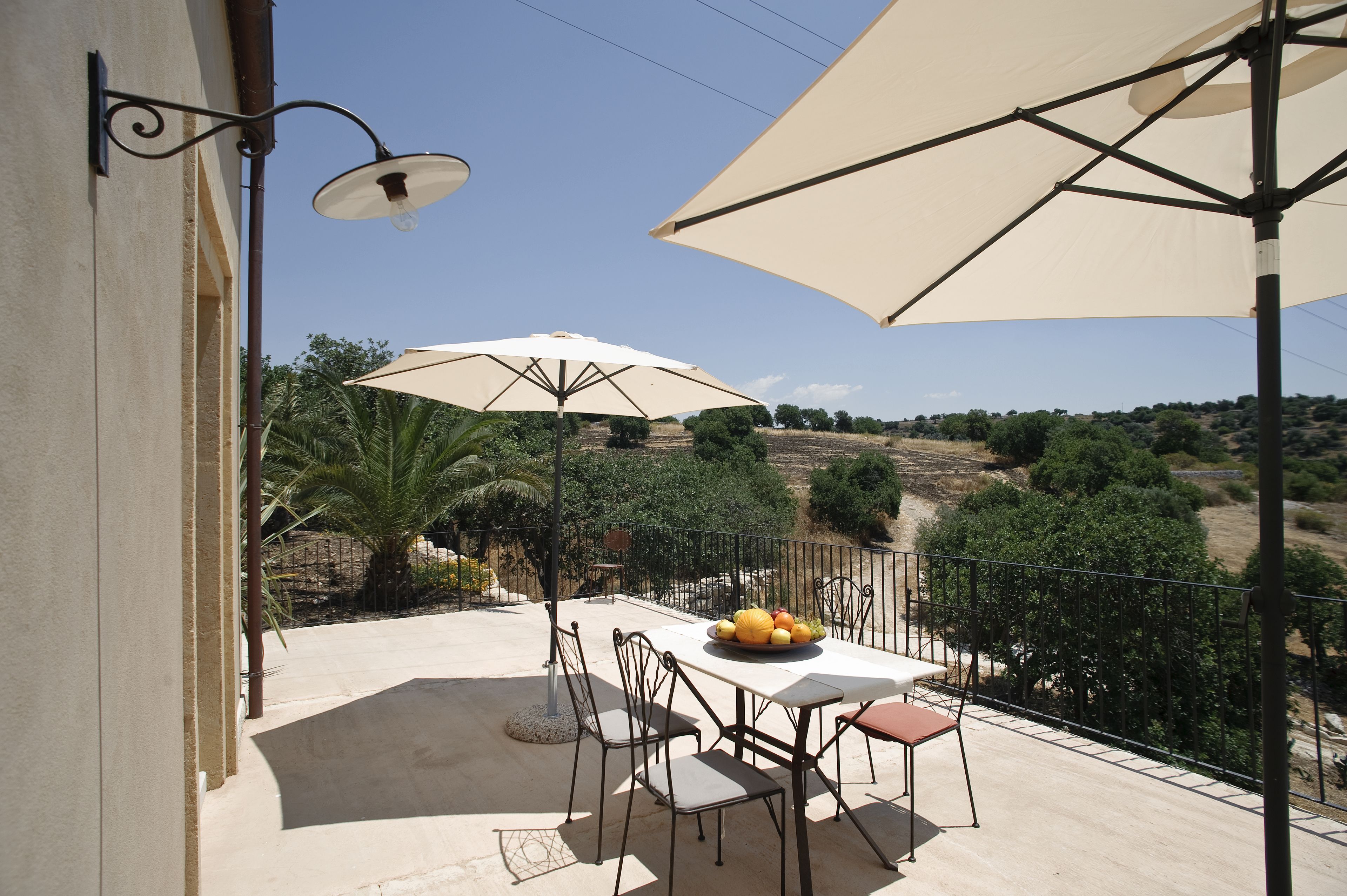 Terrazza Ibla | In-room safe, desk, laptop workspace, rollaway beds (surcharge)