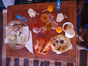 Daily continental breakfast for a fee - Equinox (El Ouatia)