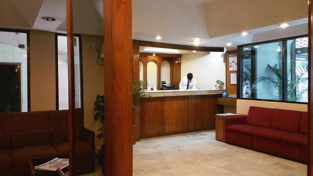 Lobby - Hotel Ashrafee (Dhaka)