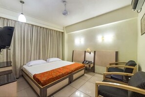 Kamar Standar | Bantalan ekstra lembut, kedap suara, dan tempat tidur lipat/tambahan
