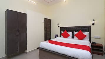 Double or Twin Room | Free WiFi