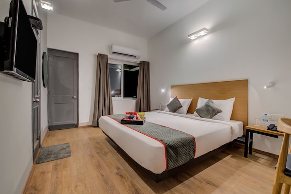 Premium bedding, free WiFi