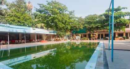 OYO 12693 Manori Resort