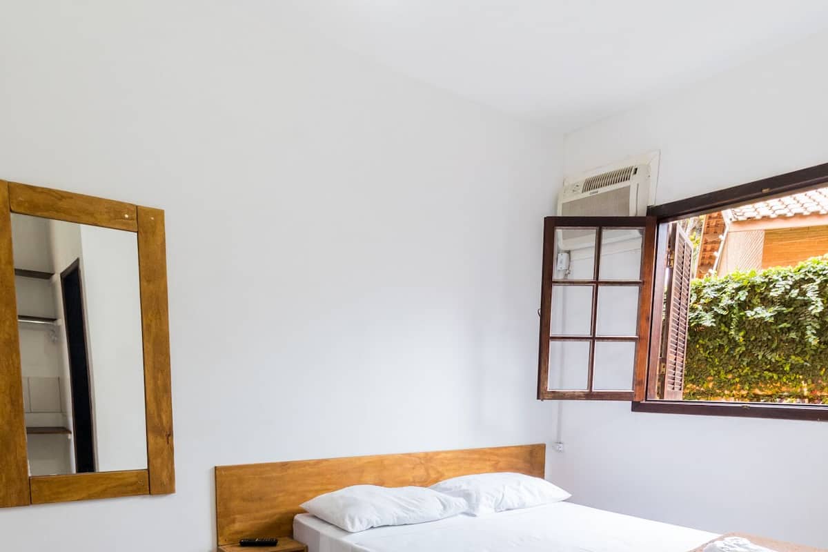 Standard Double Room | Minibar, free WiFi, bed sheets