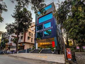 Exterior - OYO Townhouse 059 Magarpatta (Pune)