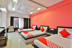 Suite, 1 King Bed