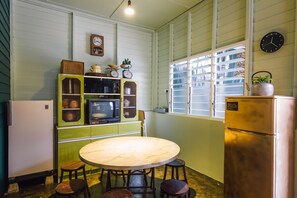 Dining - Heahtitude (Kampung Raja)