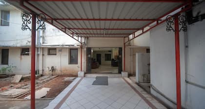 OYO 24454 Flagship OMR Hindustan Univ