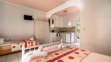 Estúdio, vista para o jardim | Quartos à prova de som, Wi-Fi de cortesia, roupa de cama