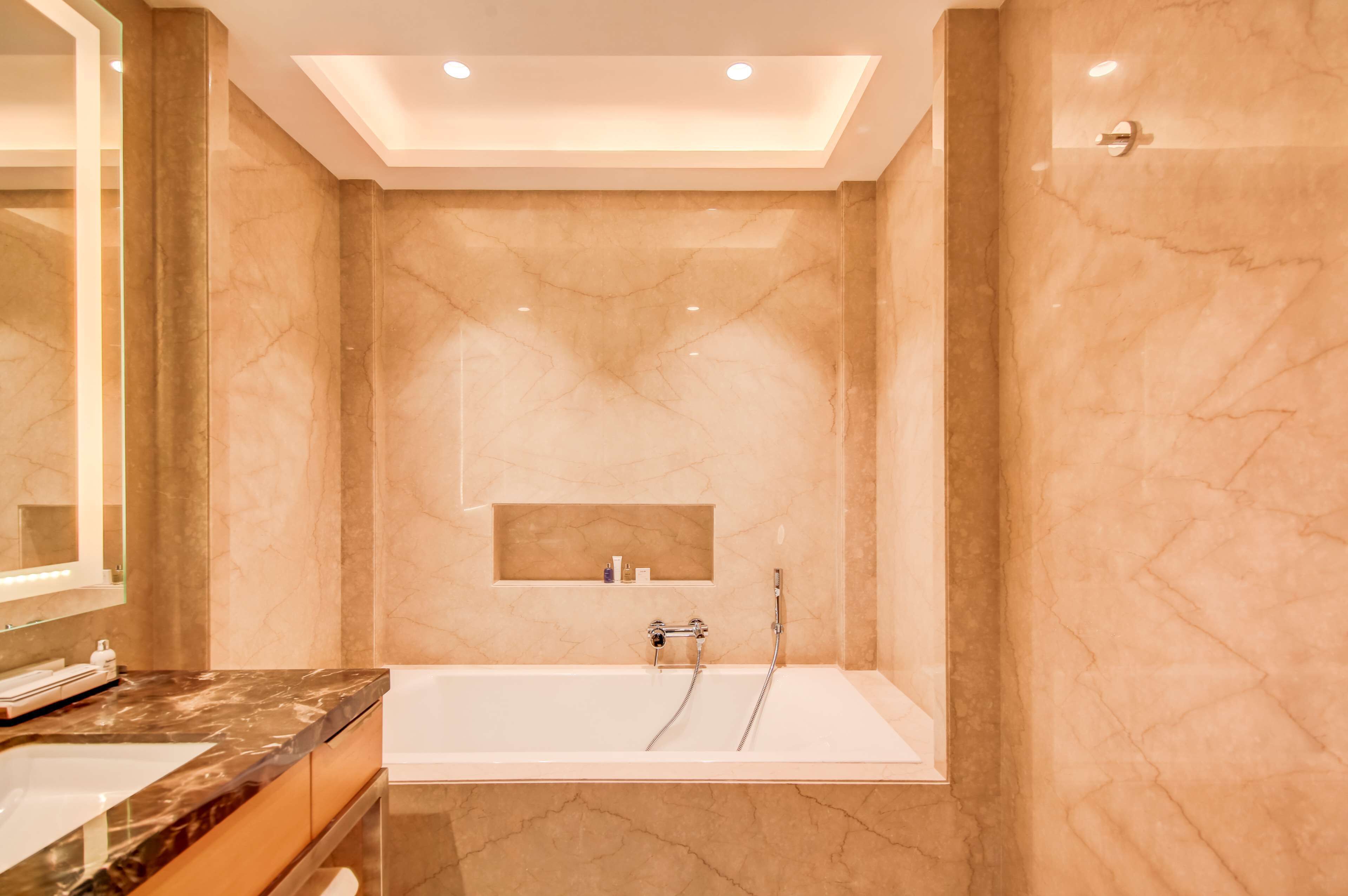 shower, hydromassage showerhead, eco-friendly toiletries, hair dryer