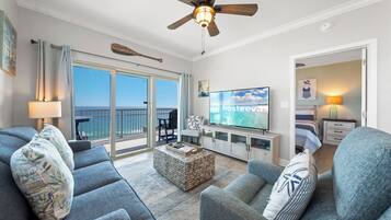 Family Condo, 2 Bedrooms, Balcony, Beach View | Living room