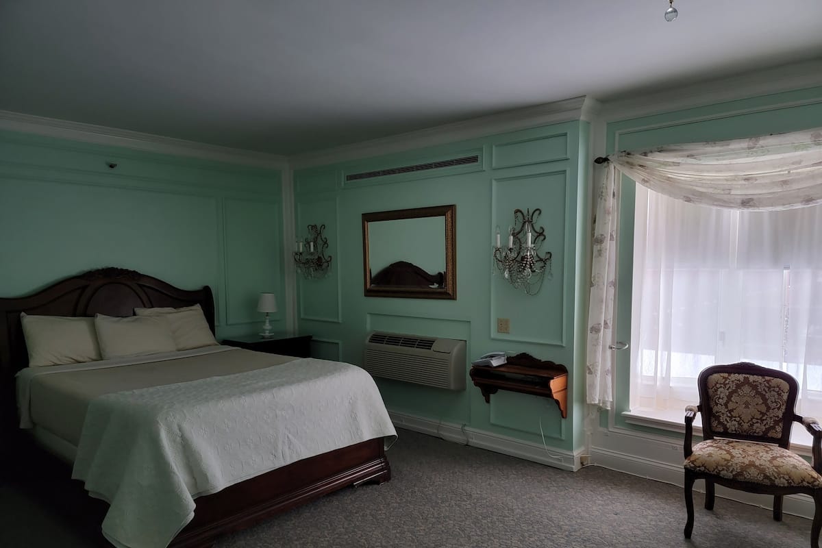 Deluxe-Doppelzimmer | 1 Schlafzimmer, Allergikerbettwaren, Bügeleisen/Bügelbrett