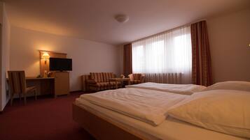 Doppelzimmer | Schreibtisch, kostenloses WLAN, Bettwäsche