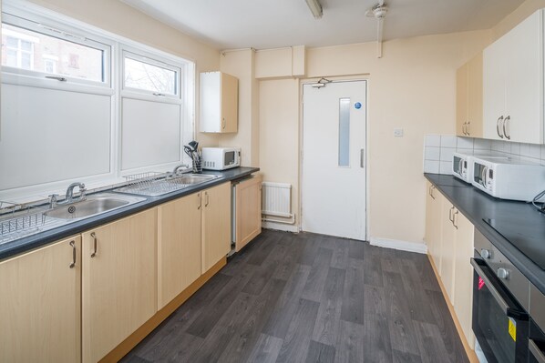 Private kitchen - OYO Homes Clapham Shared (London)