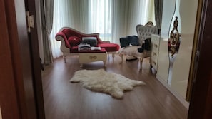 Villa, Garden View | Living area