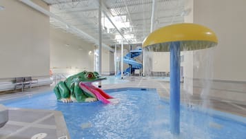 Piscina coperta, una piscina riscaldata