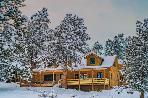 Chalet de montagne avec vue épique sur Longs Peak à quelques minutes du parc national