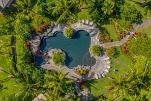 Pool - Mauna Lani condo with waterfall pool, hot tub & tennis court (Kamuela)